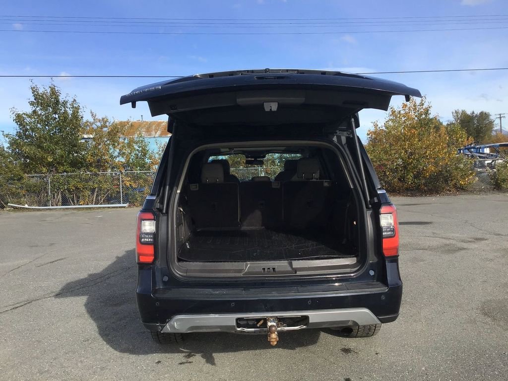 Used 2021 Ford Expedition Limited image 11