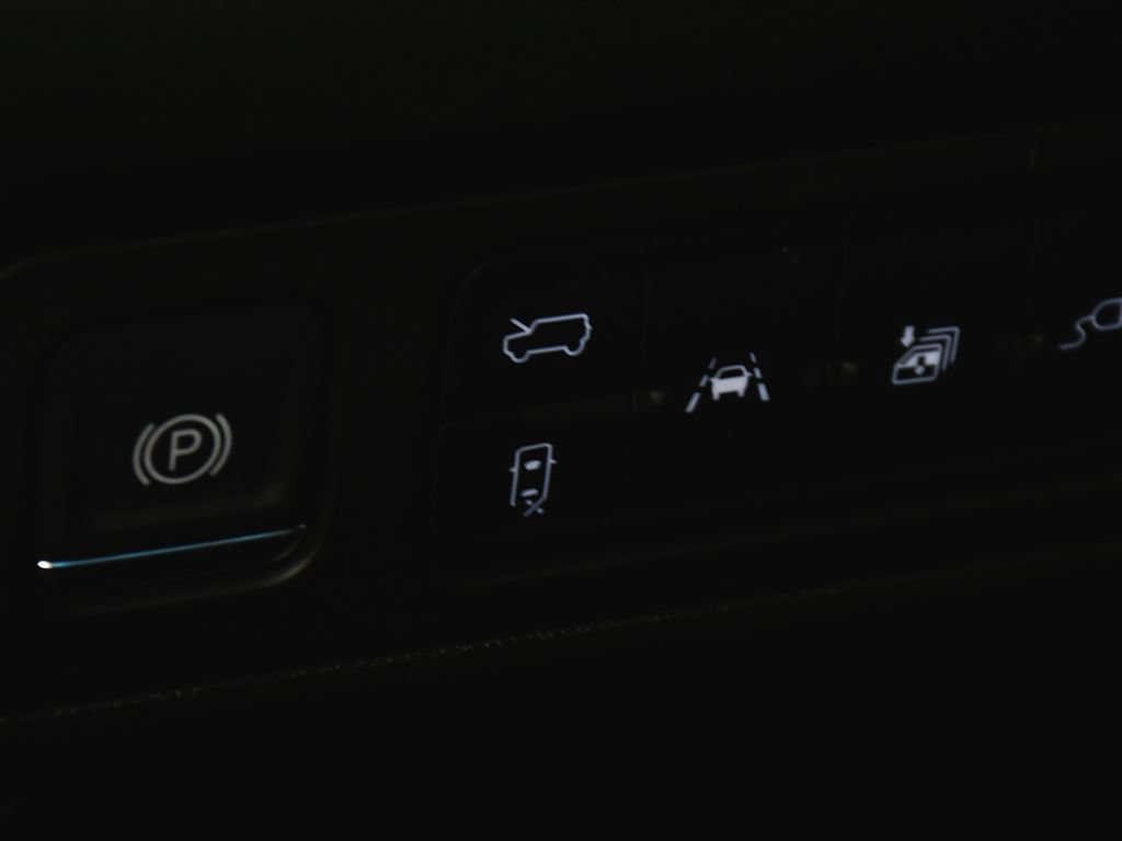 Used 2026 GMC Hummer EV SUV AWD/4WD image 69