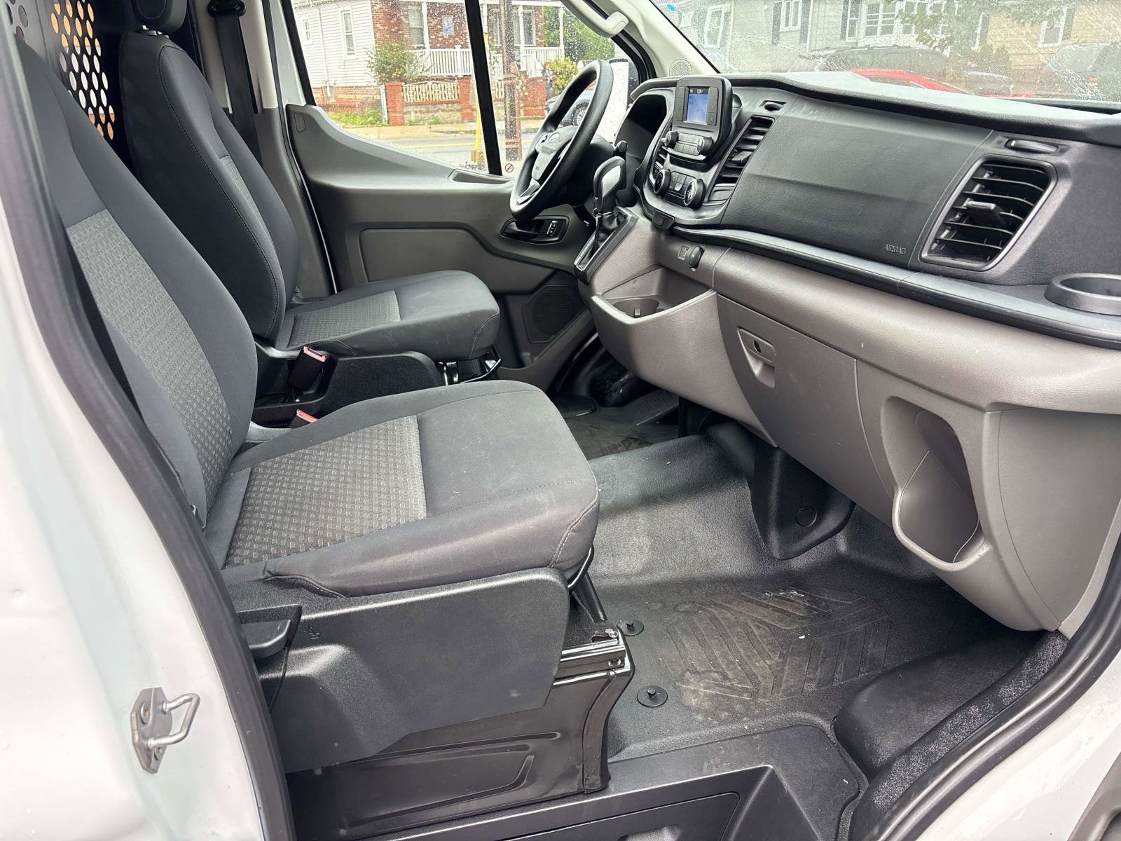 Used 2024 Ford Transit 250 Low Roof w/ Exterior Upgrade Package image 13