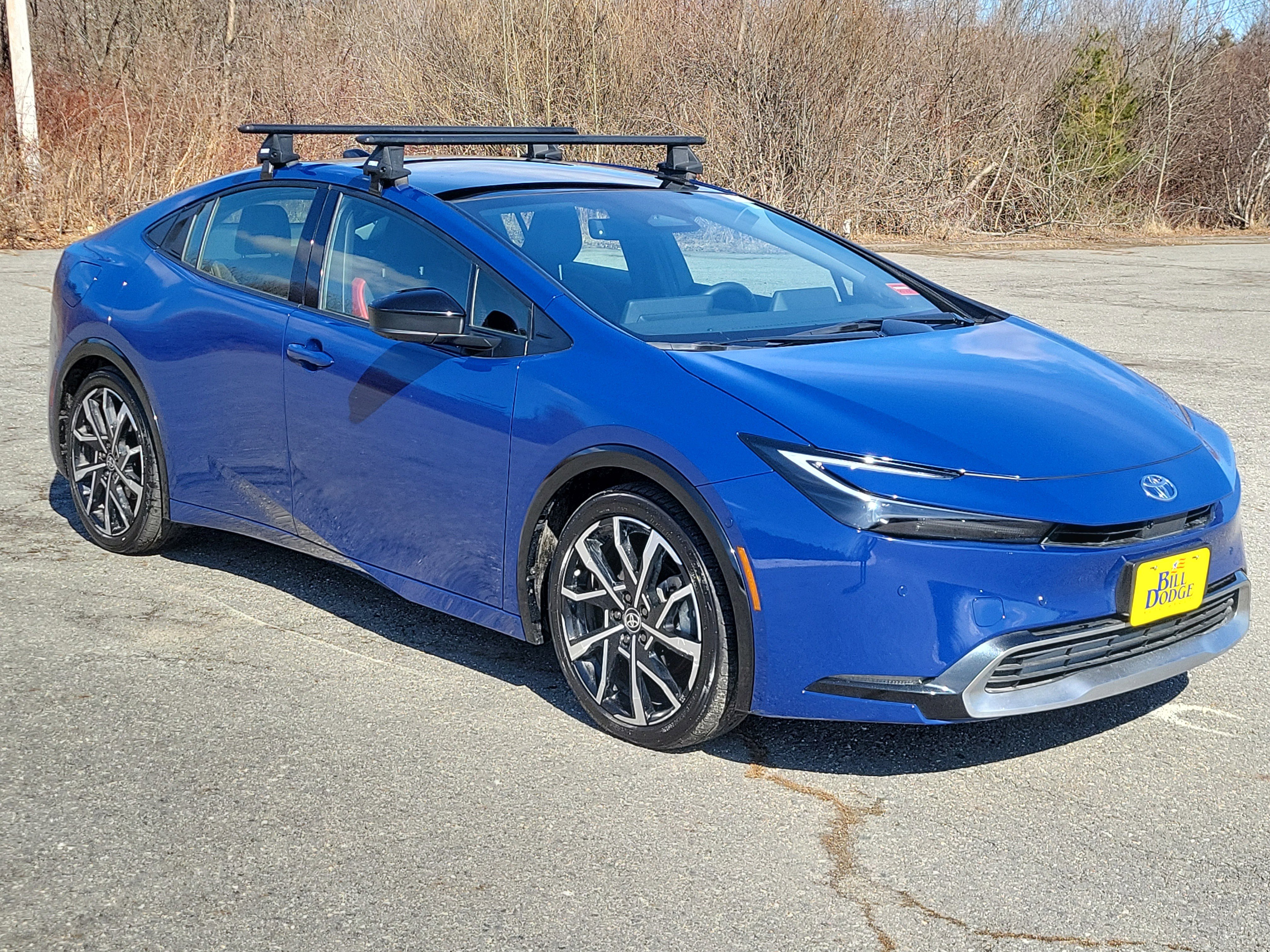 Used 2024 Toyota Prius Prime Premium w/ Advanced Technology Package image 3