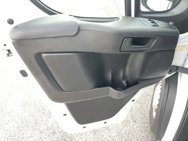 Used 2025 RAM ProMaster 2500 w/ Safety Group FWD image 5
