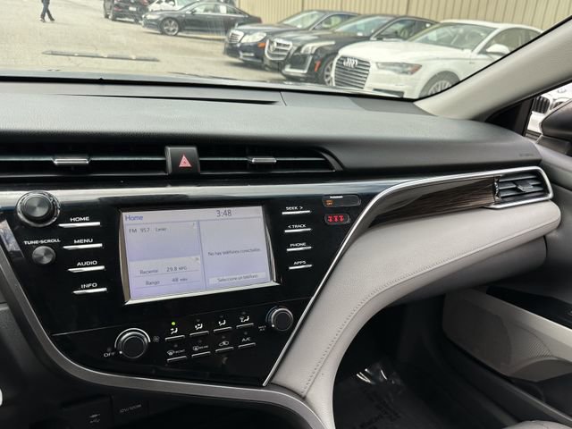Used 2018 Toyota Camry L image 21