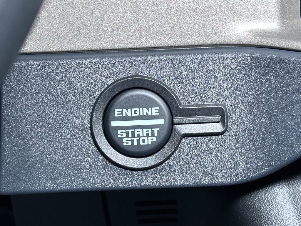 New 2025 Ford Bronco Outer Banks w/ Sasquatch Package image 25