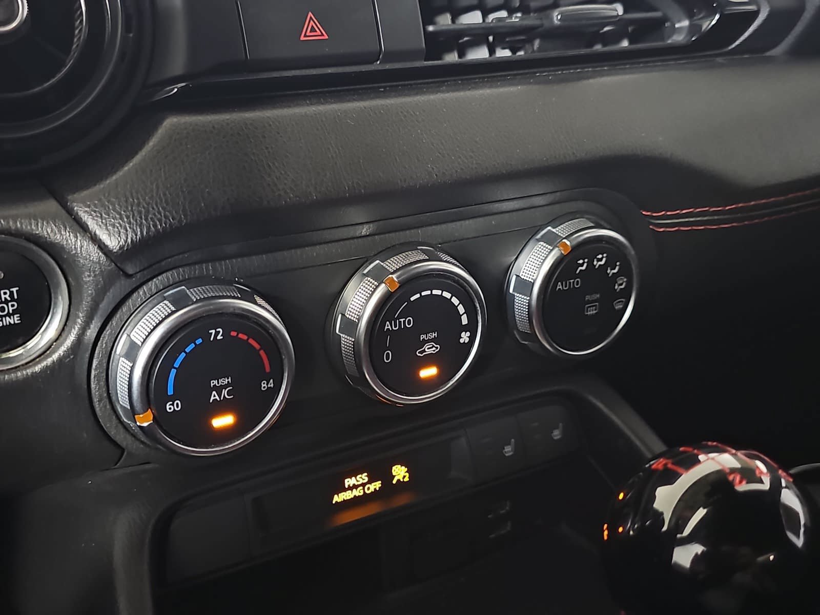 Used 2018 MAZDA MX-5 Miata Grand Touring RWD image 17