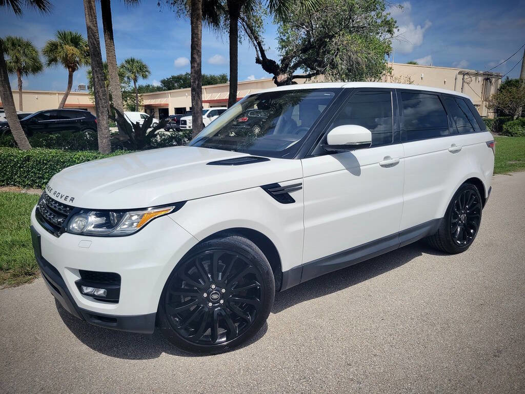 Used 2016 Land Rover Range Rover Sport SE image 9