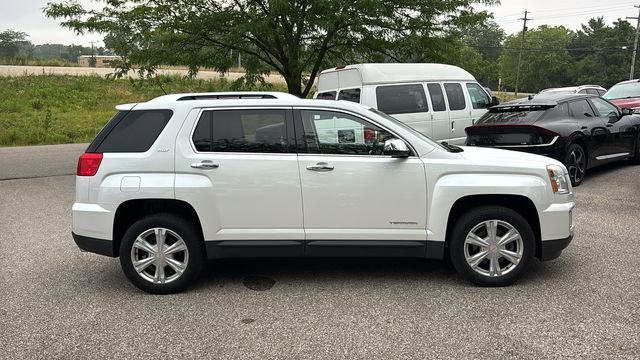 Used 2017 GMC Terrain SLT w/ Open Road Package FWD image 27