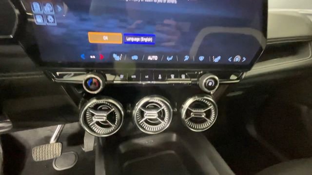 Used 2024 Chevrolet Blazer EV LT AWD/4WD image 30