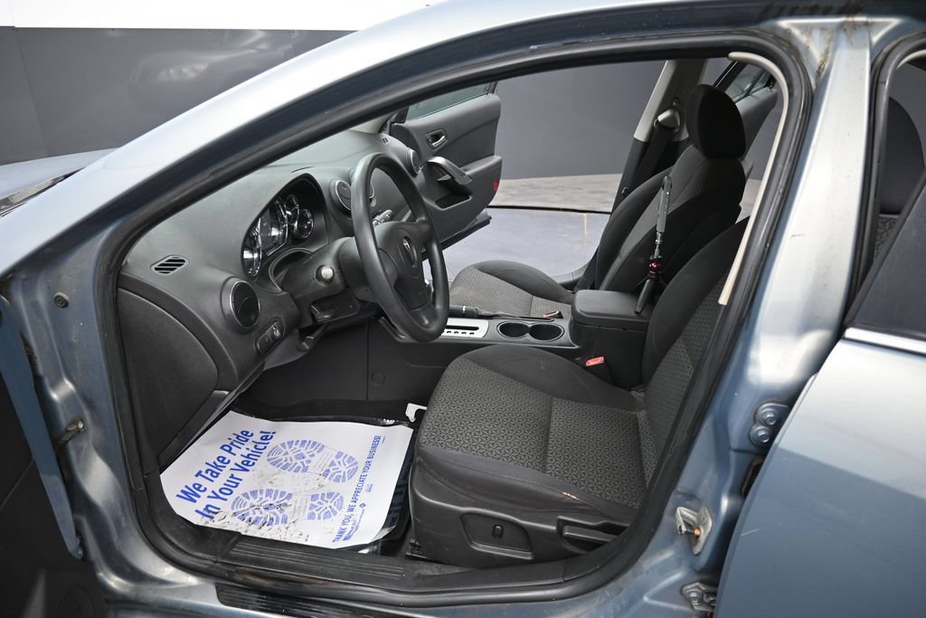 Used 2008 Pontiac G6 Value Leader FWD image 31