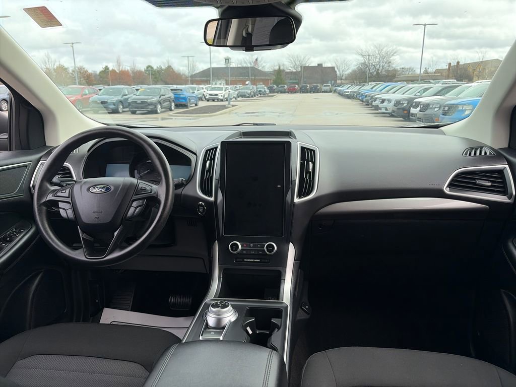 Used 2024 Ford Edge SE image 34
