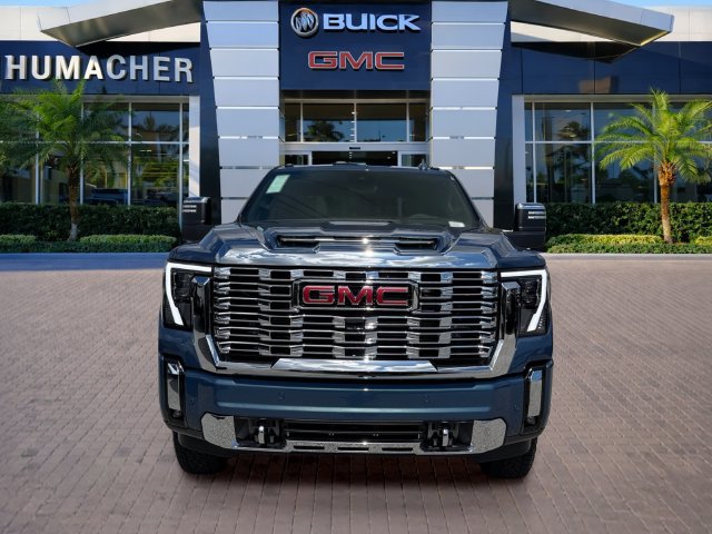 New 2026 GMC Sierra 3500 Denali w/ Denali Reserve Package AWD/4WD image 2