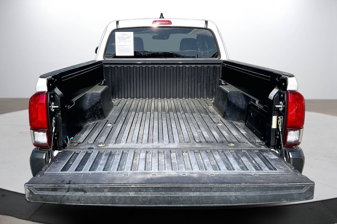 Used 2022 Toyota Tacoma SR RWD image 26
