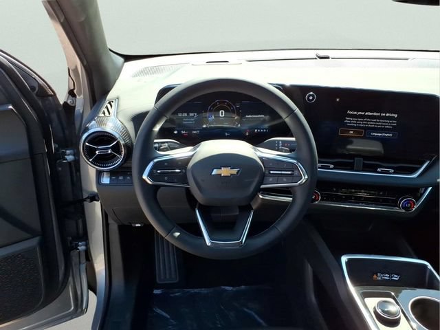 New 2026 Chevrolet Equinox LT w/ Convenience Package II AWD/4WD image 13