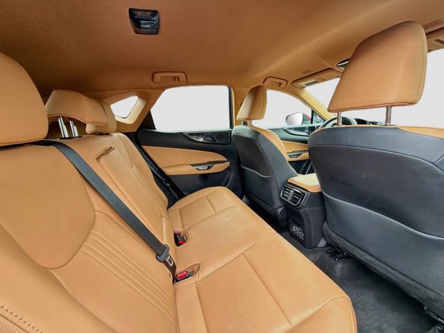 Used 2024 Lexus NX 250 FWD w/ Towing Package (2000 Lbs) image 24