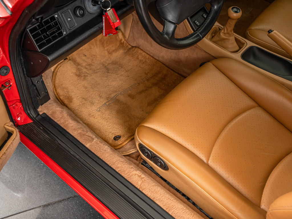 Used 1995 Porsche 911 Carrera RWD image 53