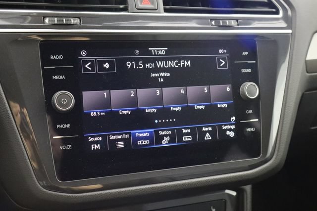 Used 2022 Volkswagen Tiguan SE FWD image 35