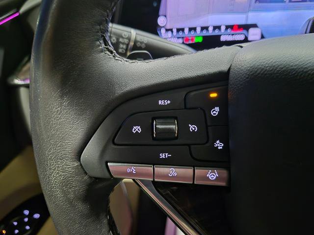 Used 2023 Cadillac Escalade Premium Luxury AWD/4WD image 26