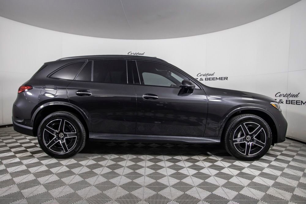 Used 2025 Mercedes-Benz GLC 300 w/ AMG Line image 3