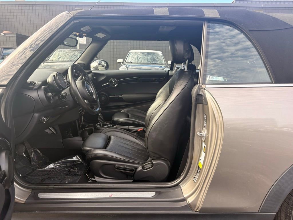 Used 2016 MINI Cooper S image 15