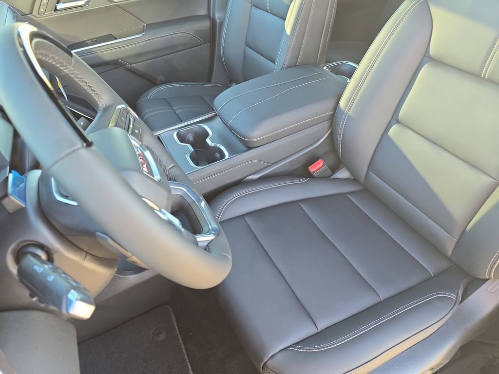 New 2026 GMC Acadia Elevation w/ Super Cruise Package FWD image 16