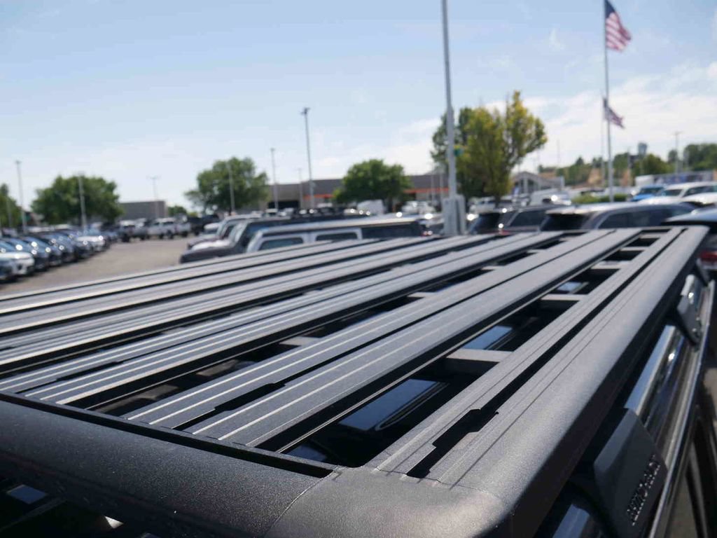 Used 2022 Jeep Wrangler Unlimited Rubicon w/ Trailer Tow Package AWD/4WD image 33