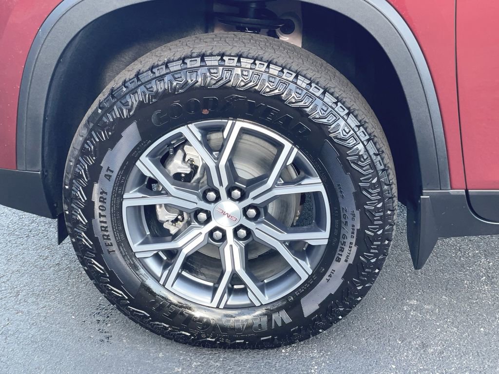New 2026 GMC Acadia AT4 image 39