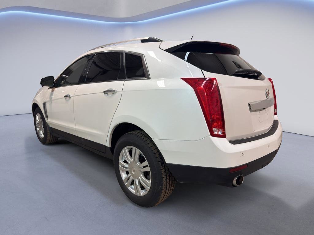 Used 2015 Cadillac SRX Luxury image 4