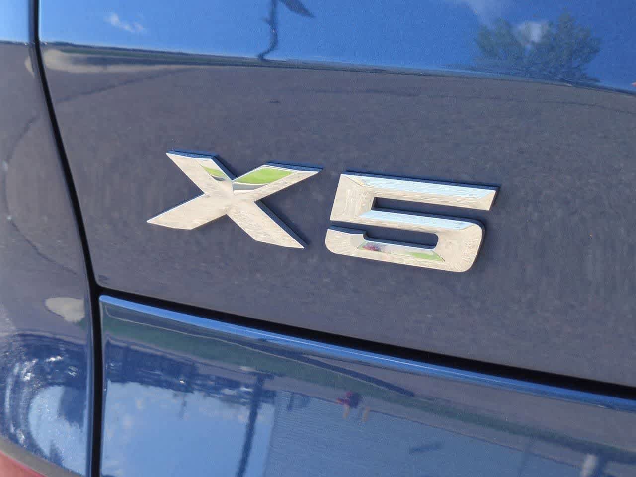 Used 2021 BMW X5 xDrive45e w/ M Sport Package AWD/4WD image 12
