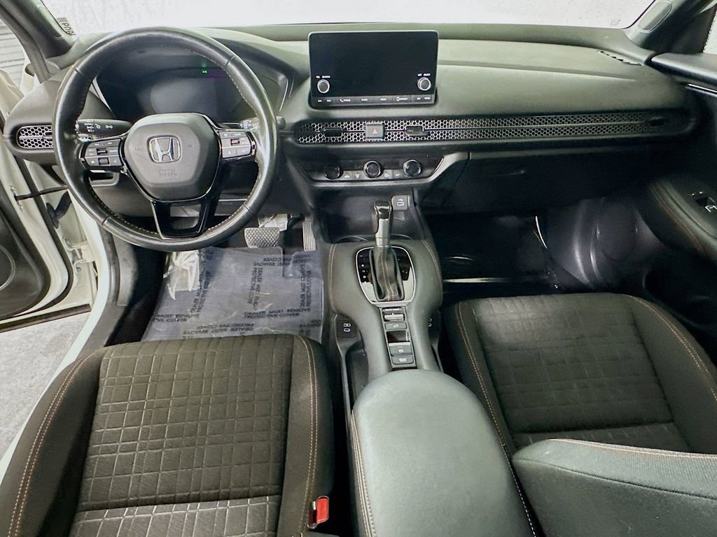 Used 2024 Honda HR-V Sport image 16