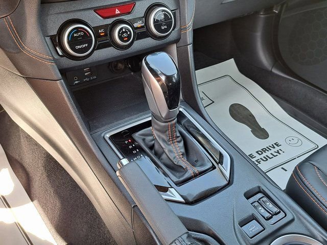 Used 2022 Subaru Crosstrek 2.5i Limited w/ Moonroof Package 2 AWD/4WD image 18