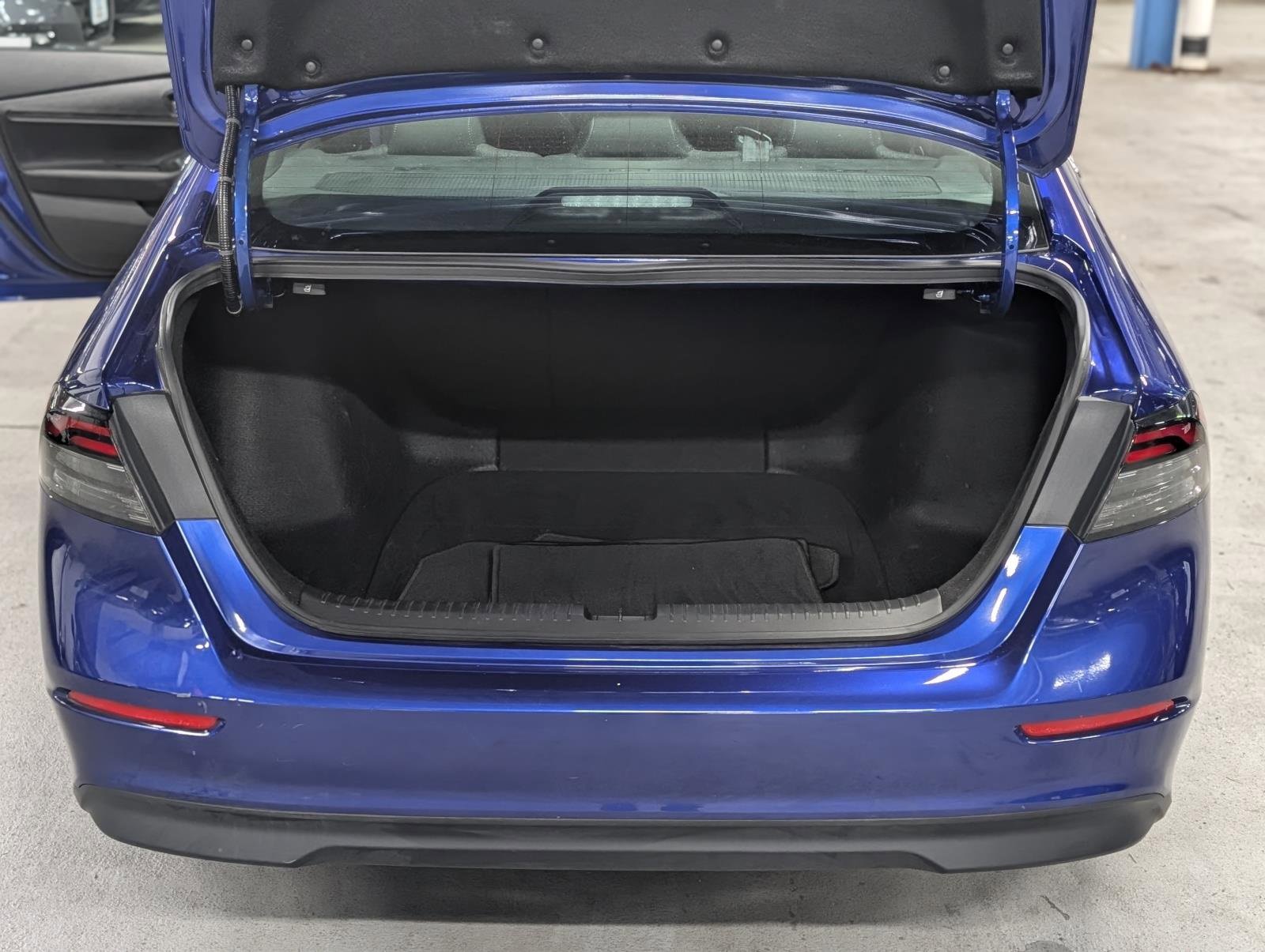 Used 2023 Honda Accord Sport image 26