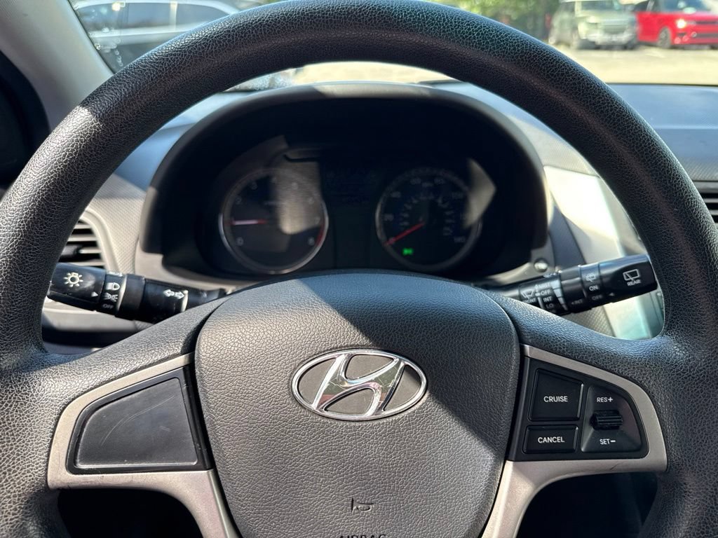 Used 2016 Hyundai Accent SE FWD image 14