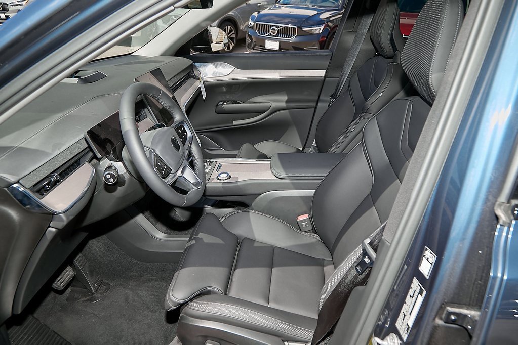 New 2025 Volvo EX90 Ultra image 17