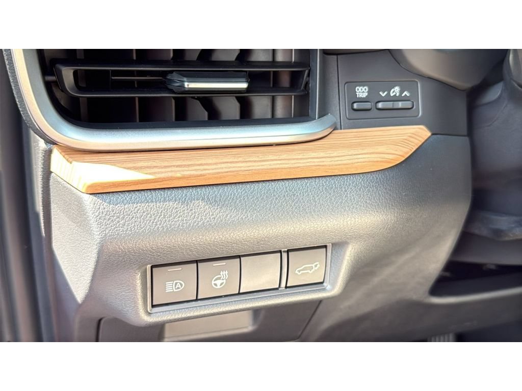 New 2026 Toyota Grand Highlander AWD image 16