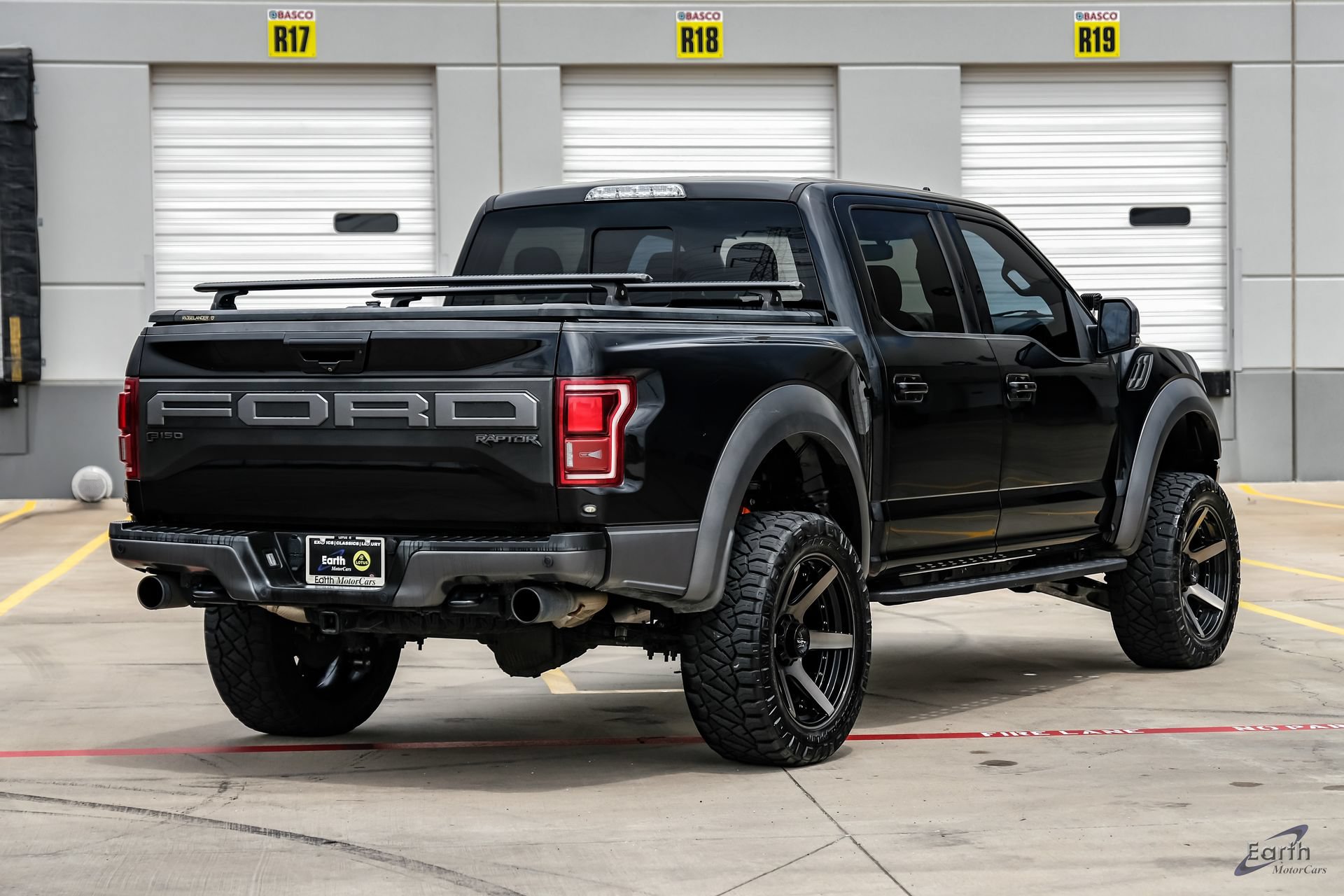 Used 2019 Ford F150 Raptor w/ Equipment Group 802A Luxury AWD/4WD image 17