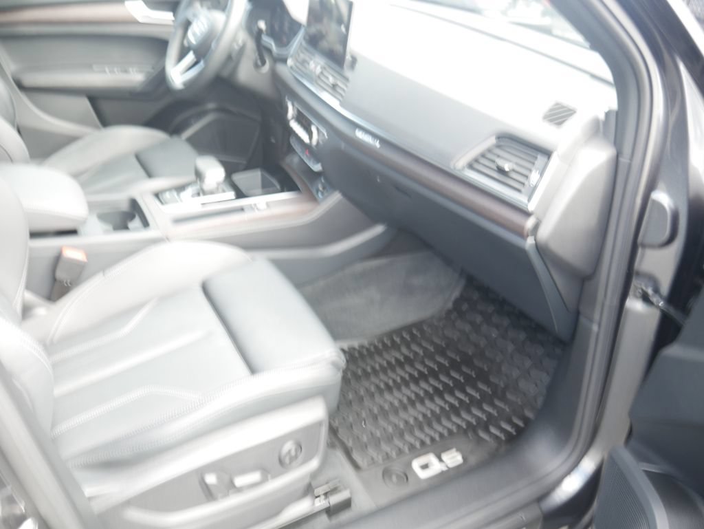Certified 2023 Audi Q5 2.0T Premium Plus w/ Premium Plus Package AWD/4WD image 28