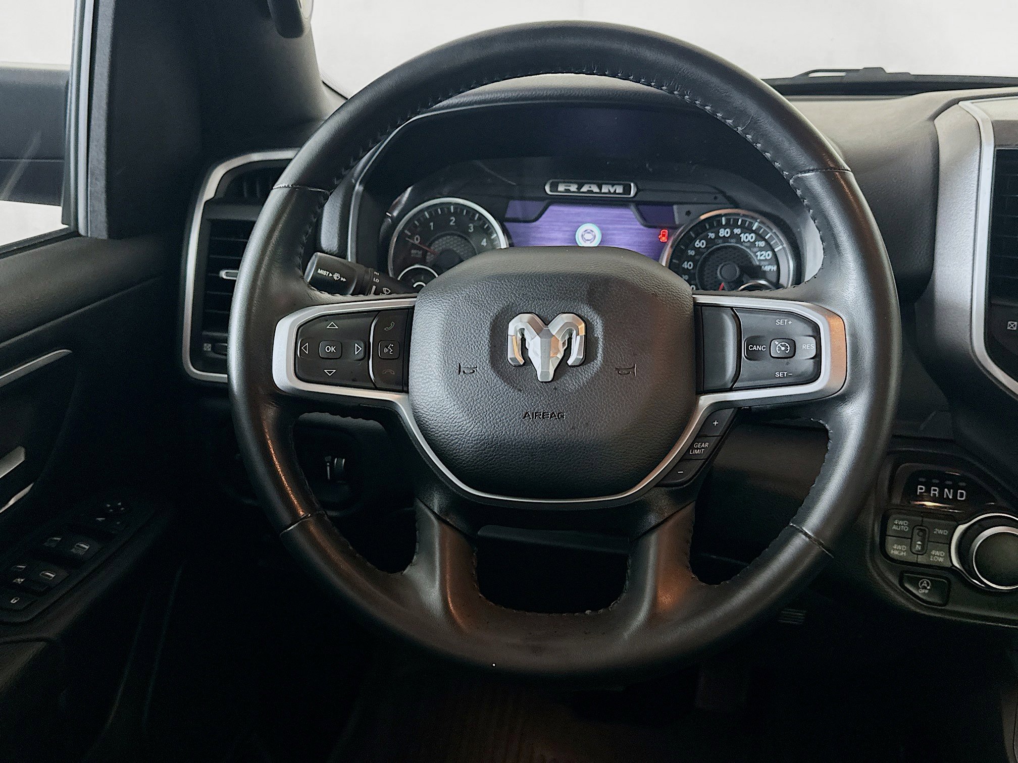 Used 2023 RAM 1500 Big Horn AWD/4WD image 17