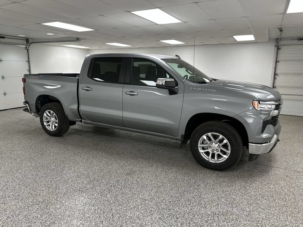 New 2026 Chevrolet Silverado 1500 LT AWD/4WD image 2