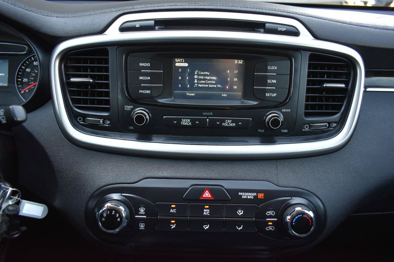 Used 2016 Kia Sorento FWD image 20