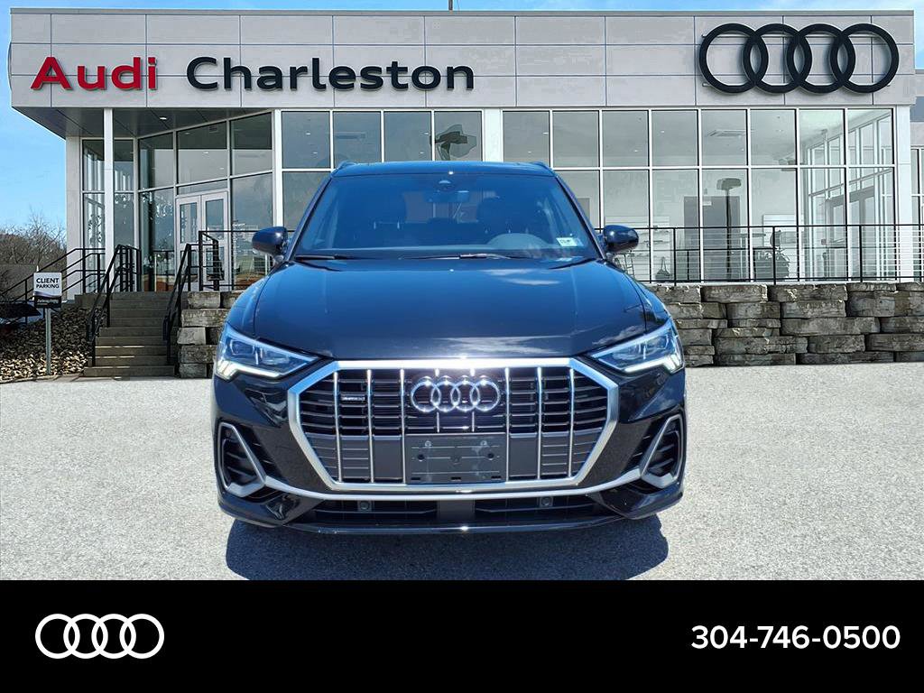 Certified 2025 Audi Q3 2.0T Premium w/ Convenience Package AWD/4WD image 8