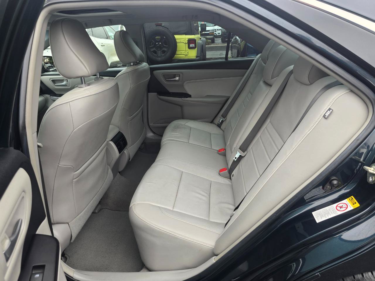 Used 2017 Toyota Camry XLE w/ Moonroof Package FWD image 15