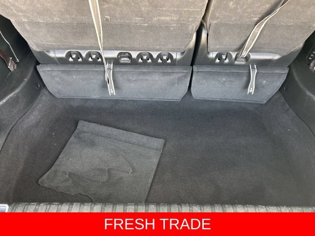 Used 2024 Chrysler Pacifica Premium FWD image 11