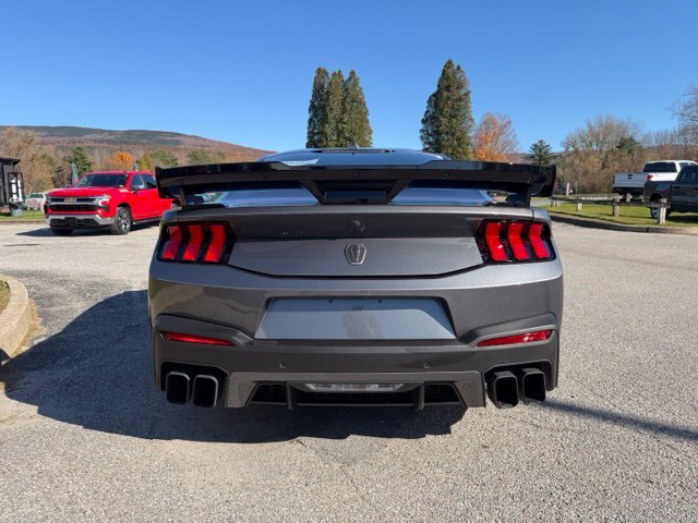 Used 2026 Ford Mustang Dark Horse SC RWD image 4