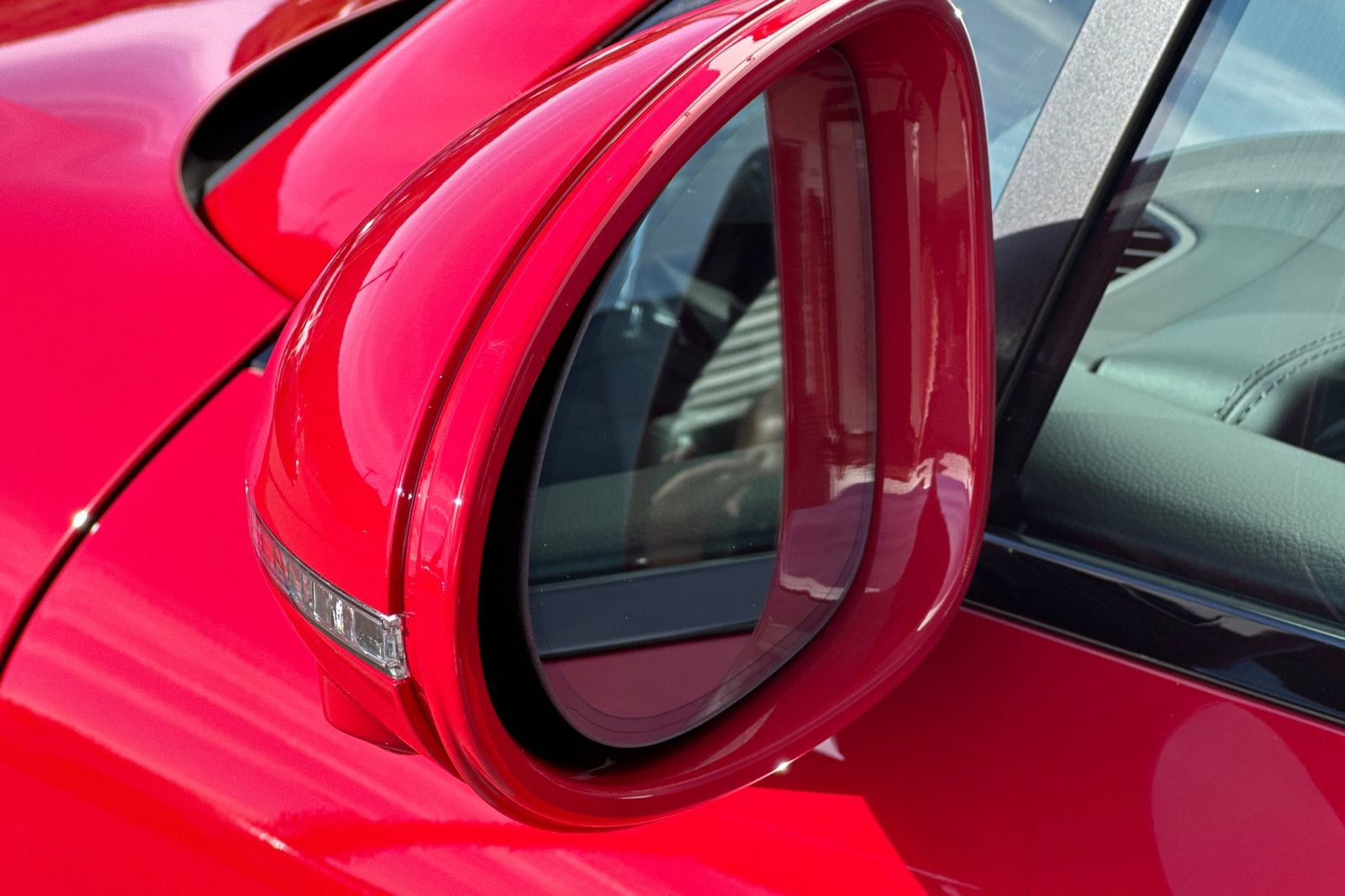 New 2026 Porsche Macan AWD/4WD image 41