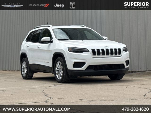 Used 2020 Jeep Cherokee Latitude FWD image 1