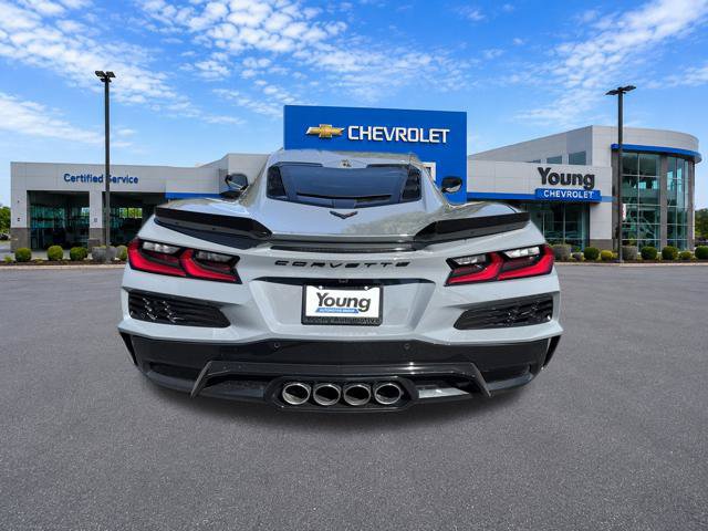 Used 2025 Chevrolet Corvette Z06 RWD image 6