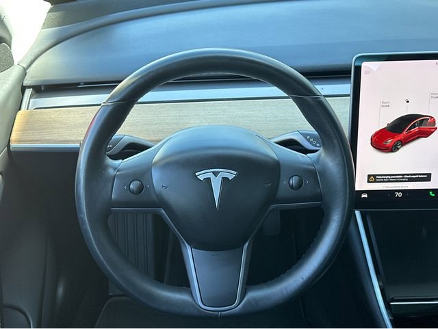 Used 2018 Tesla Model 3 Long Range image 11