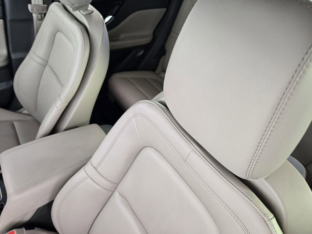 Used 2024 Lincoln Corsair FWD image 28