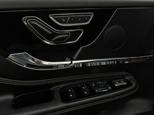 New 2026 Lincoln Corsair Premiere image 13