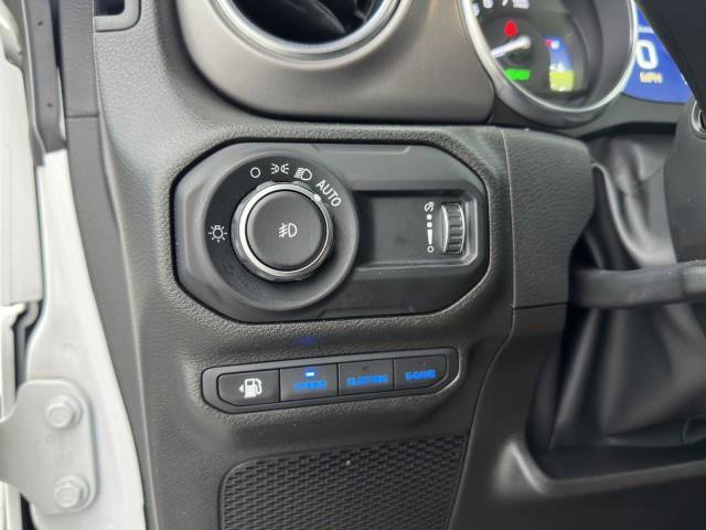 Used 2023 Jeep Wrangler Unlimited Rubicon 4xe image 39