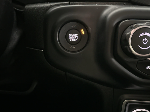 Used 2019 Jeep Wrangler Unlimited Sport S AWD/4WD image 24